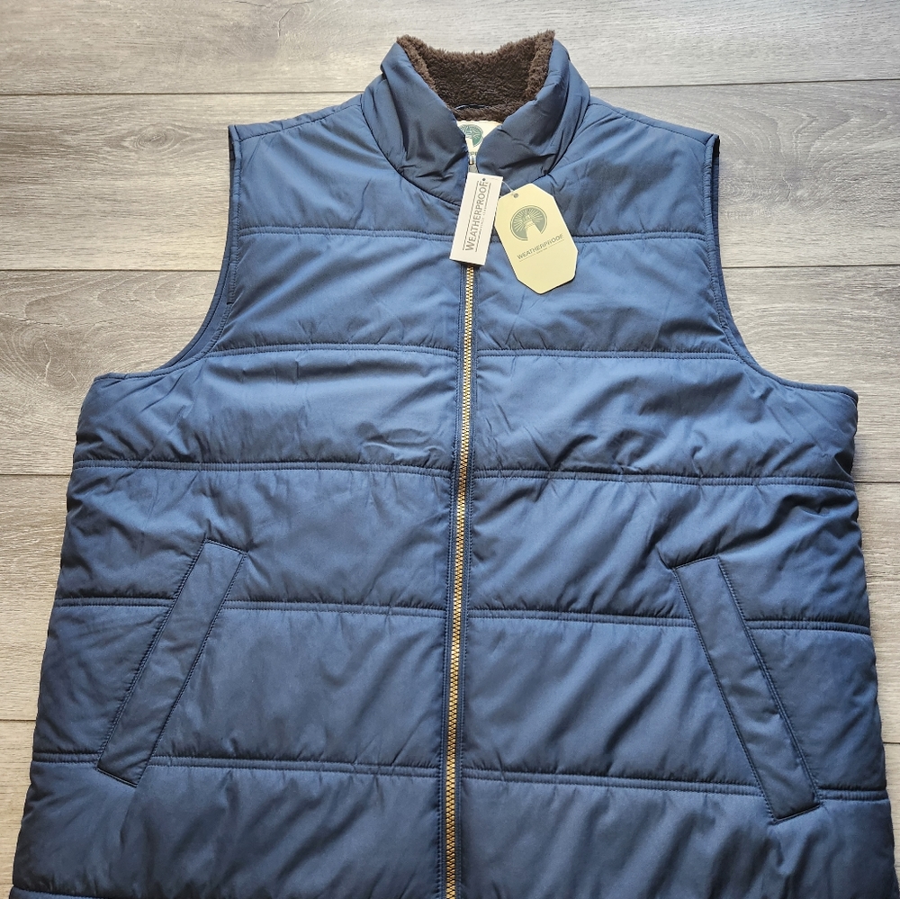 NWT Weatherproof Men's Puffer Jacket.